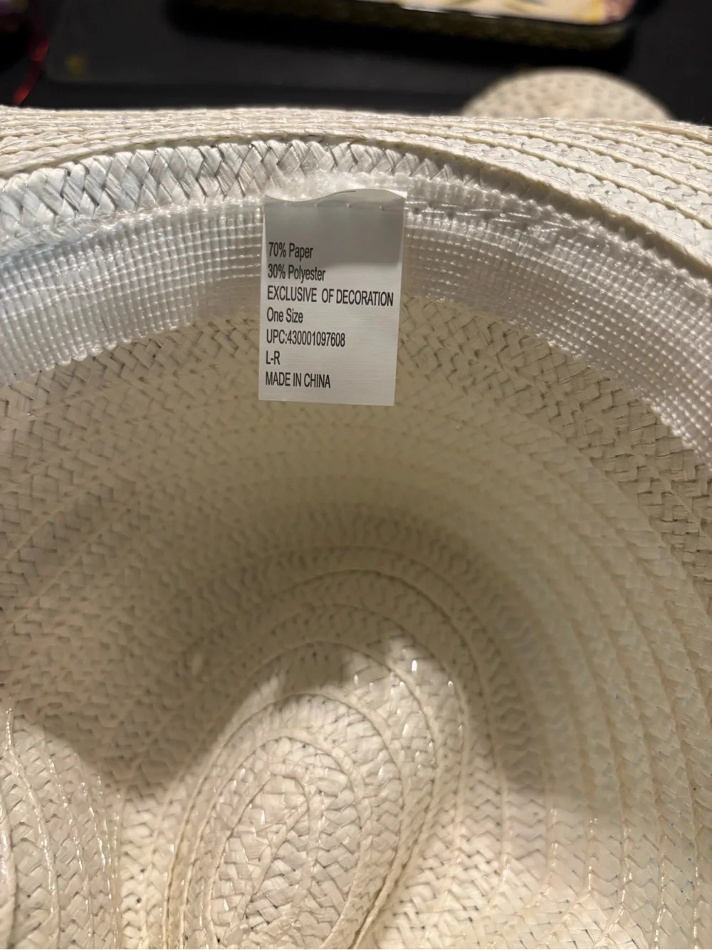 Two straw hats, L